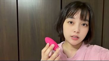彼氏と2週間えっちしてなくて寂しすぎて1人でシてしまう女子大生。 